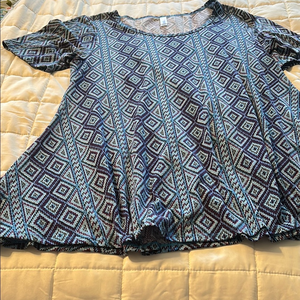 Geometric Patterned Blue and White Women's Top